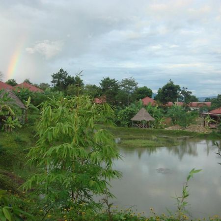 Memoria Palace & Resort Pailin Eksteriør billede
