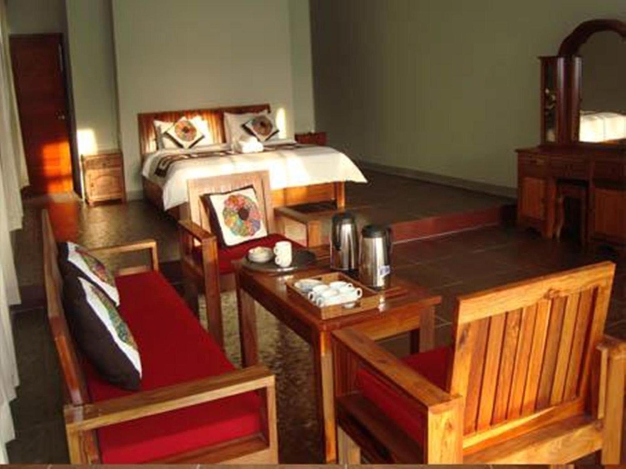 Memoria Palace & Resort Pailin Eksteriør billede