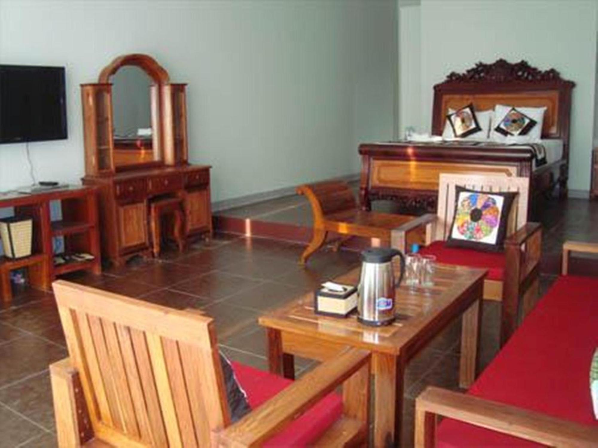 Memoria Palace & Resort Pailin Eksteriør billede