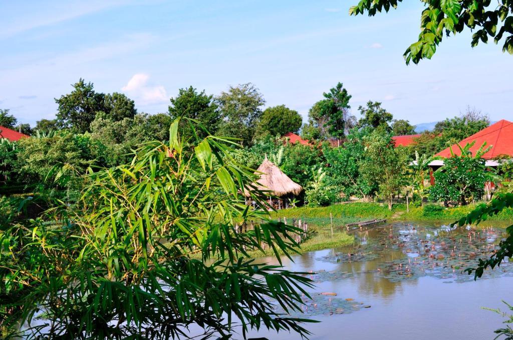 Memoria Palace & Resort Pailin Eksteriør billede